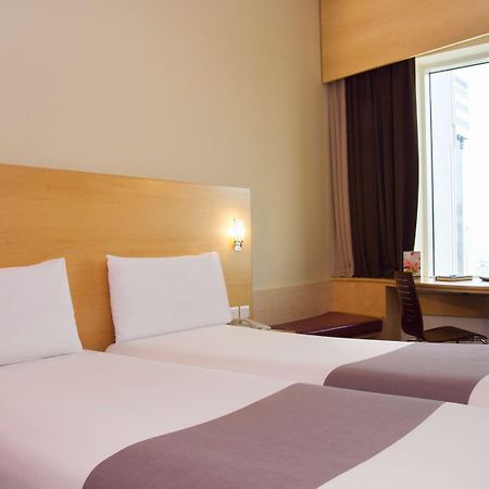 Hotel Ibis Sharq Kuwait City Exterior foto