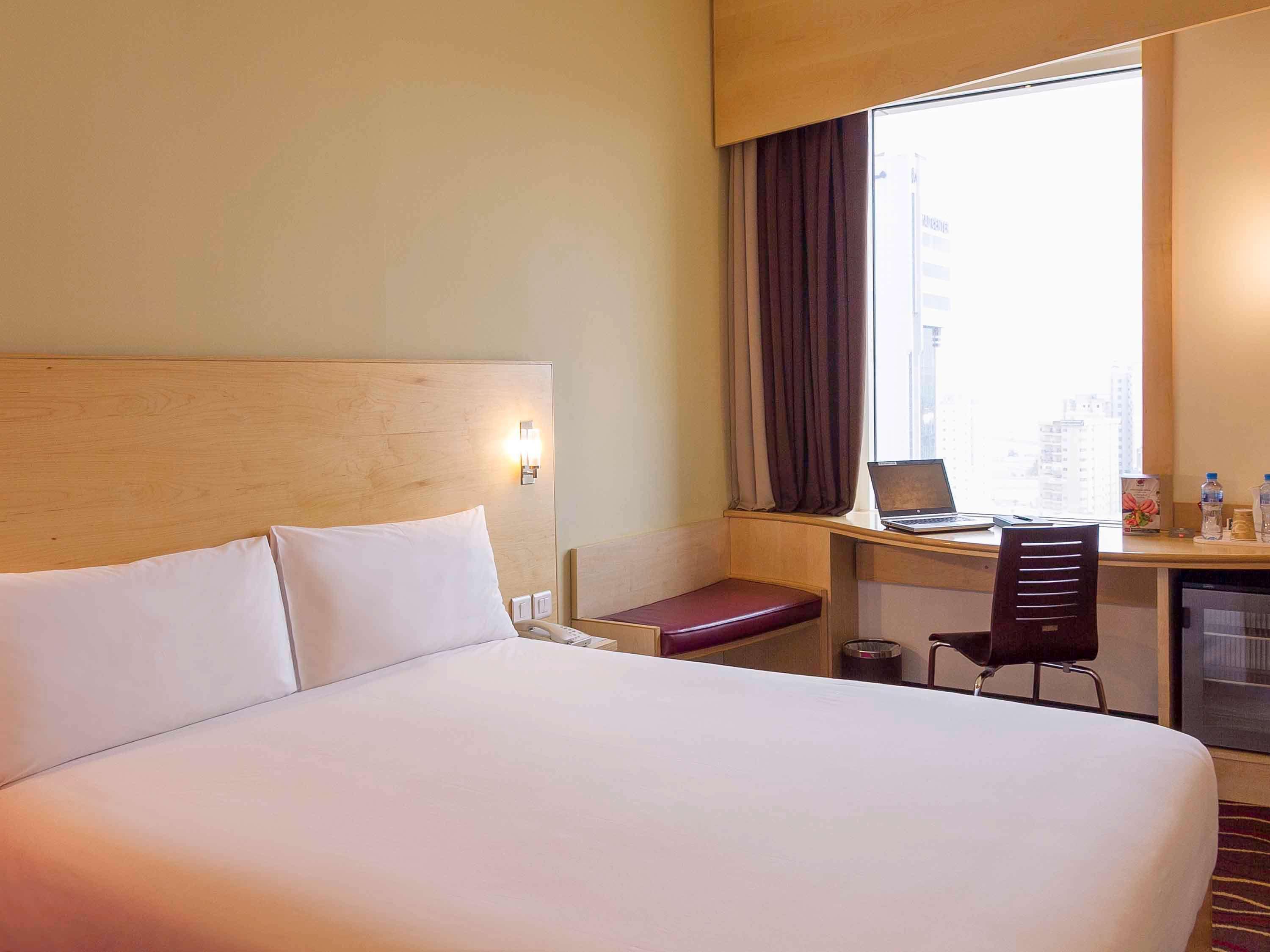 Hotel Ibis Sharq Kuwait City Exterior foto