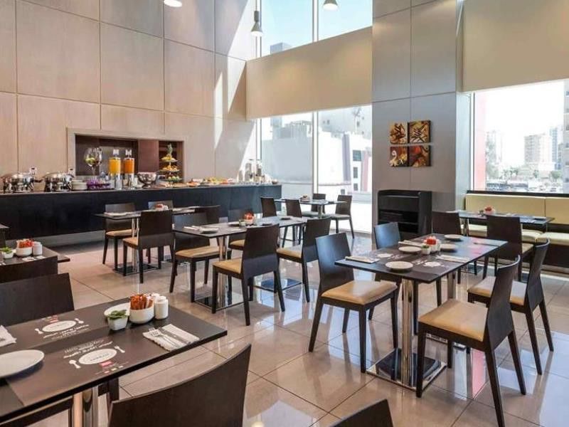 Hotel Ibis Sharq Kuwait City Exterior foto