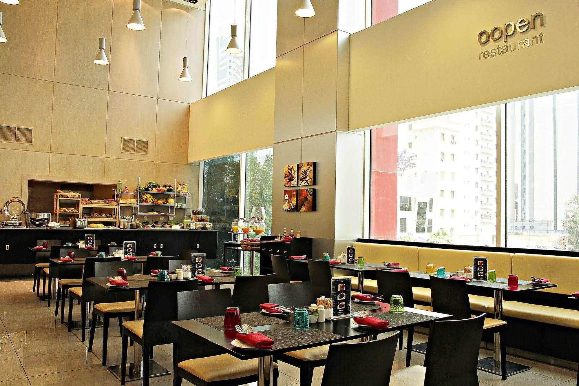 Hotel Ibis Sharq Kuwait City Exterior foto