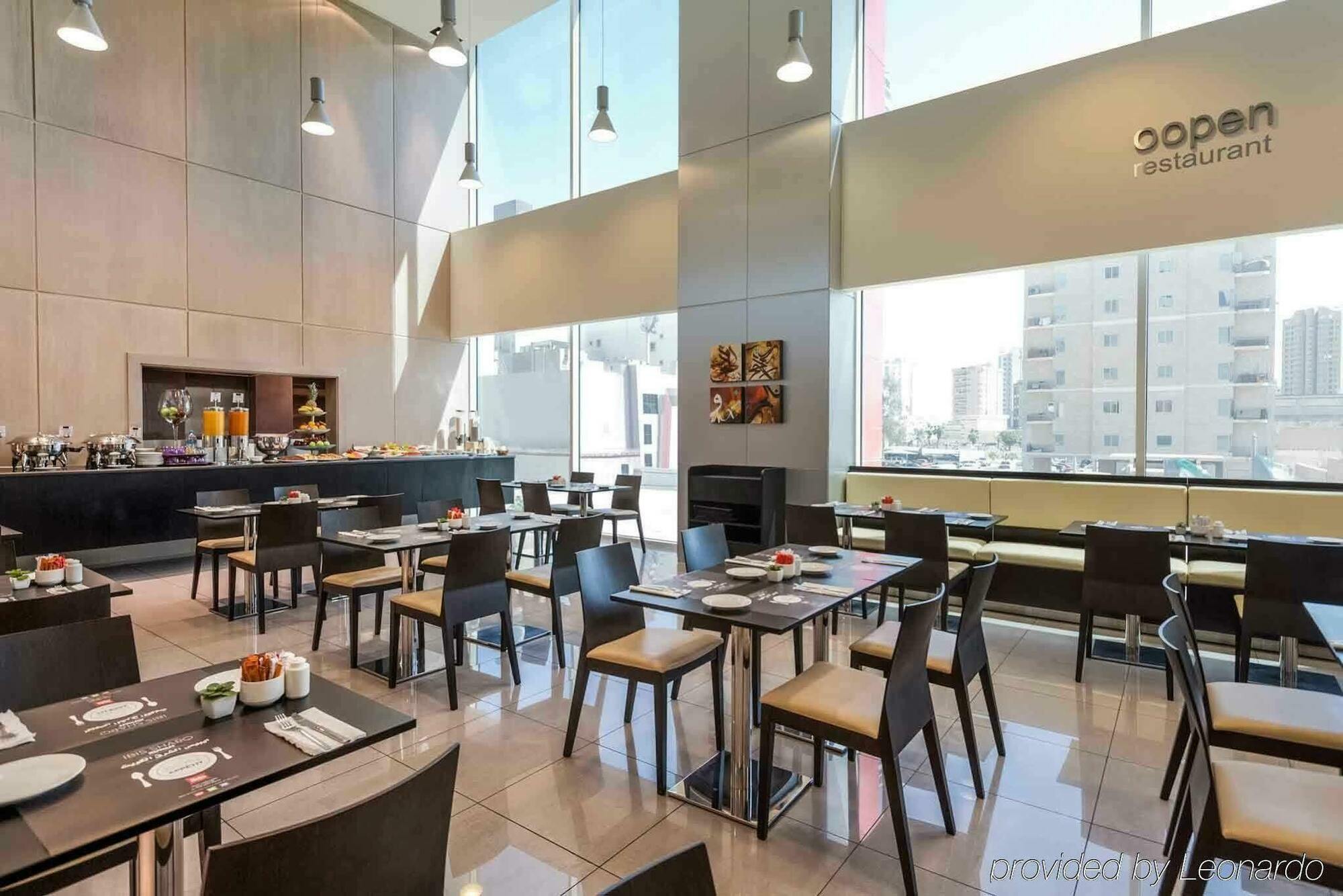 Hotel Ibis Sharq Kuwait City Exterior foto